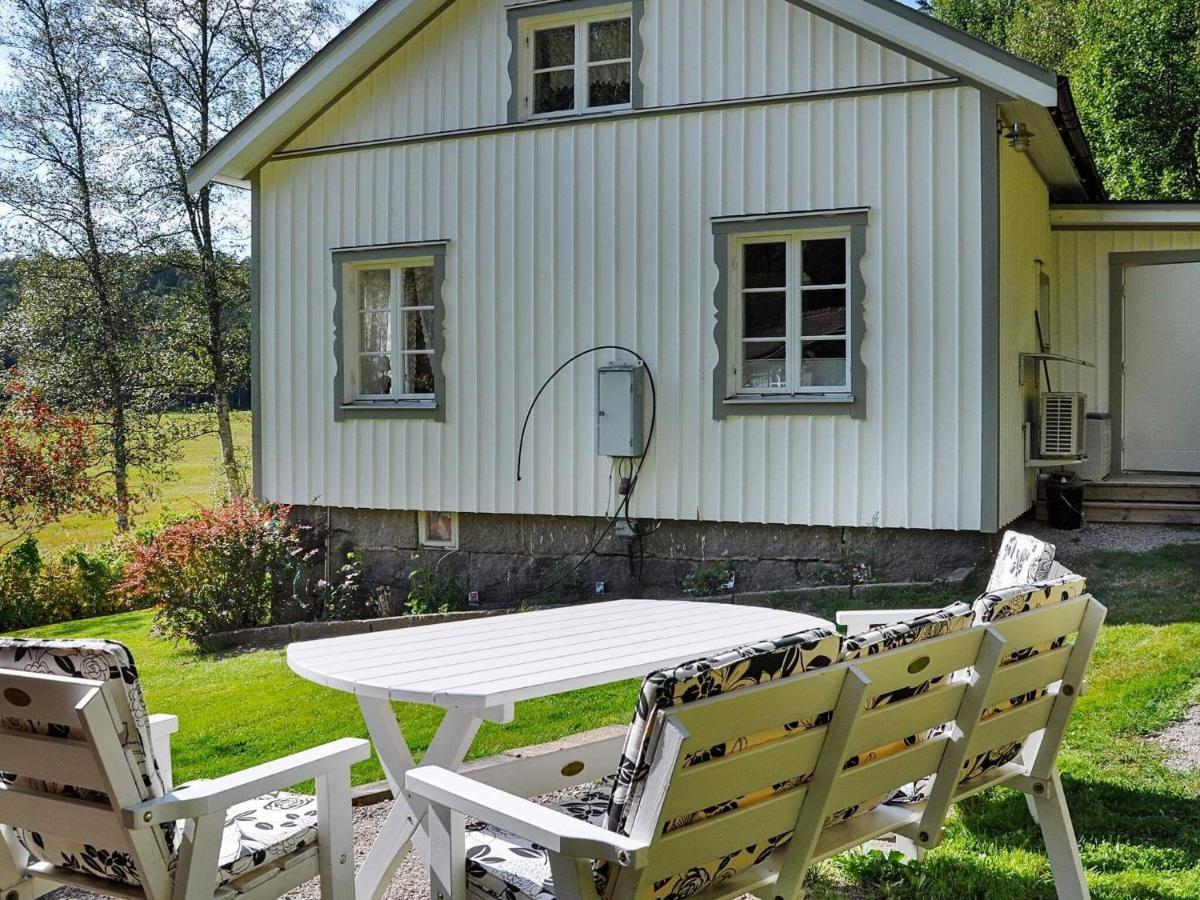 6 Person Holiday Home In Str Mstad Strömstad Exterior foto